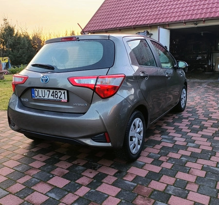 Toyota Yaris cena 57900 przebieg: 33819, rok produkcji 2017 z Lubin małe 79